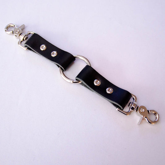 Hog Tie: 2-Clip with Ring